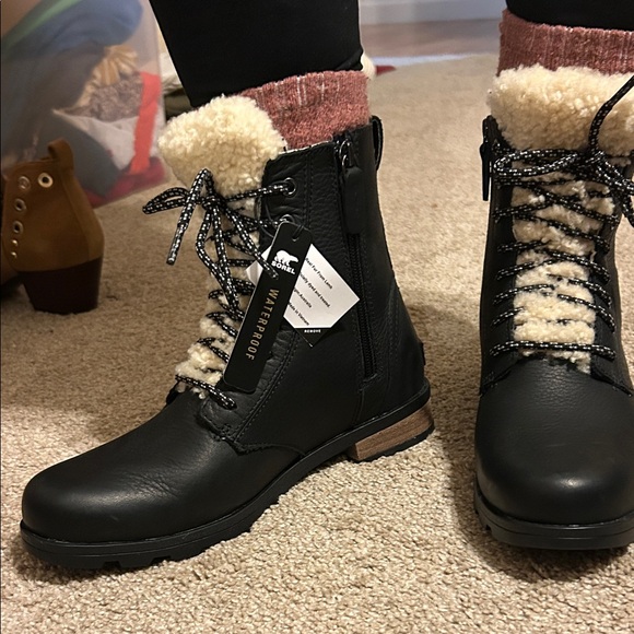 Sorel Shoes - SOREL Emelie Shearling Waterproof Women's Boots In Black